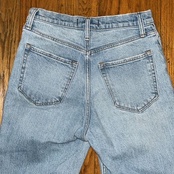 Abercrombie & Fitch The Kick Flare Ultra High Rise Distressed Jeans Size 27 - Picture 6 of 7